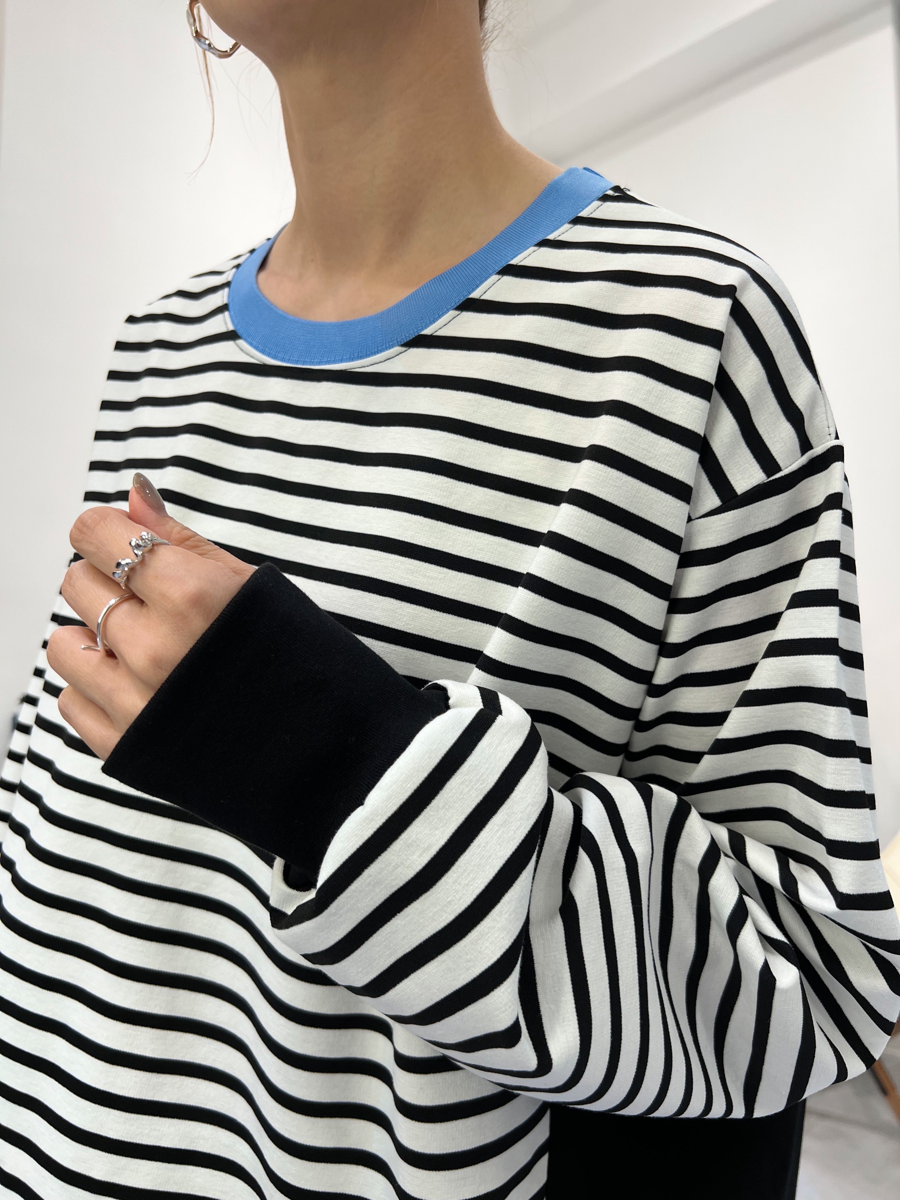 前間條後淨色T-shirt/淺藍領