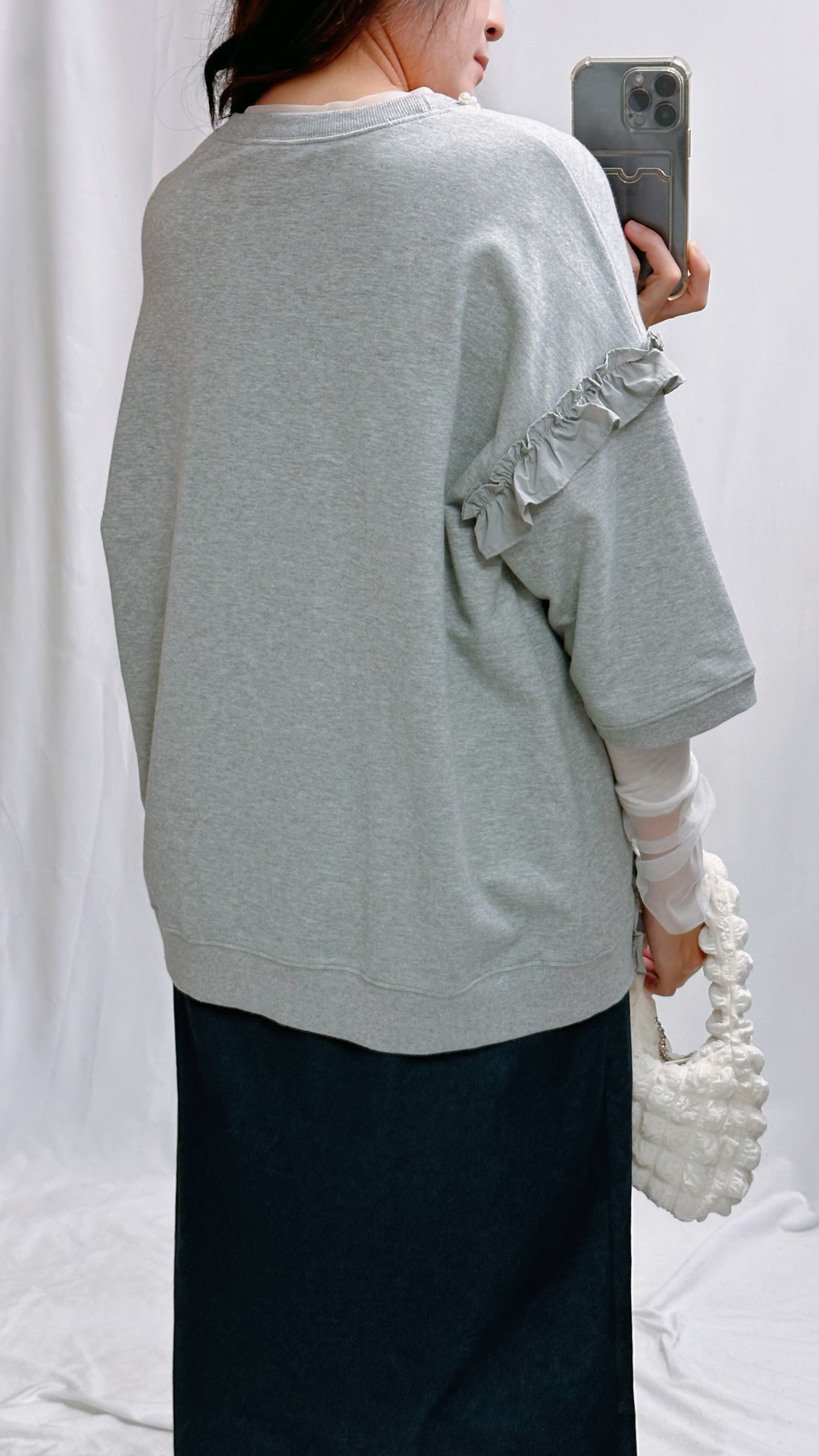 (訂貨)珍珠領縮褶圓腳T-shirt/灰