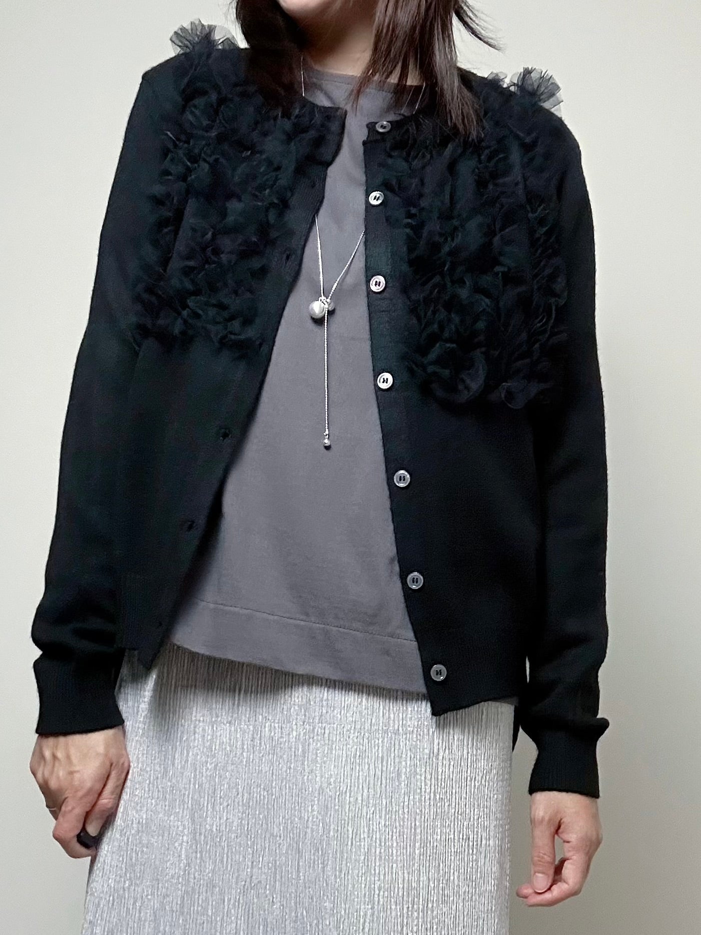 紗紗ruffle cardigan/黑