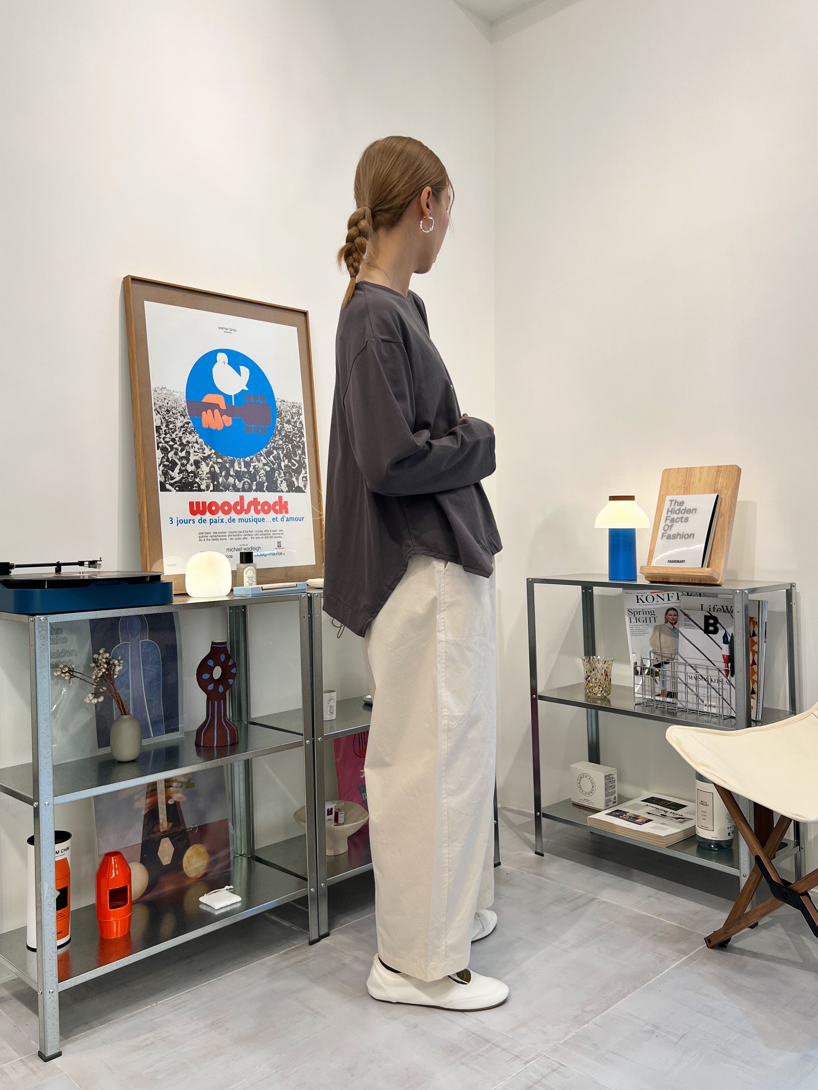 衫腳梯型T-shirt/碳灰