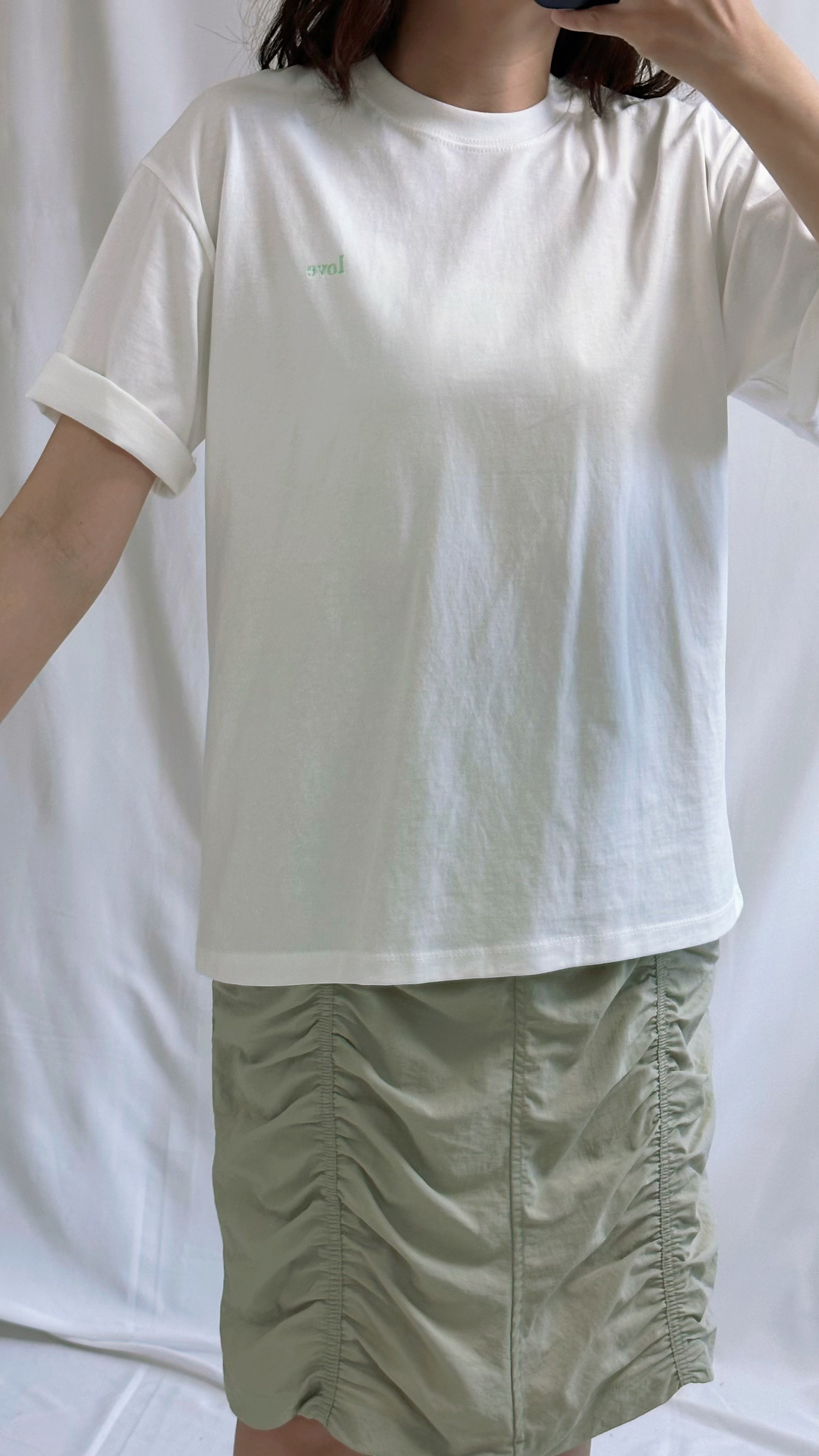 (預購)Love繡字T-shirt/白
