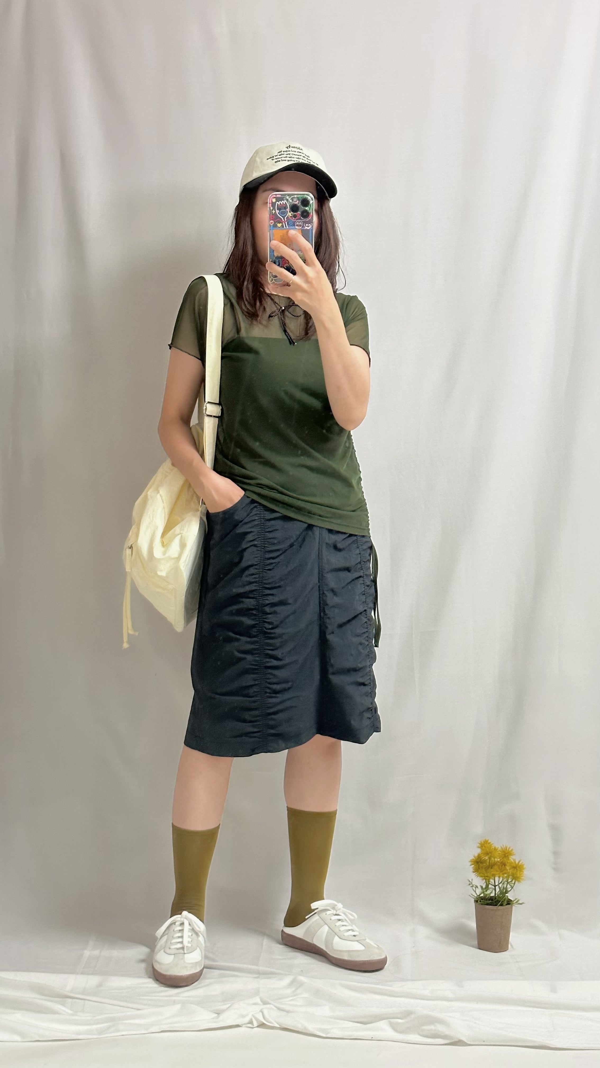 (預購)短袖側縮褶網衫/橄欖