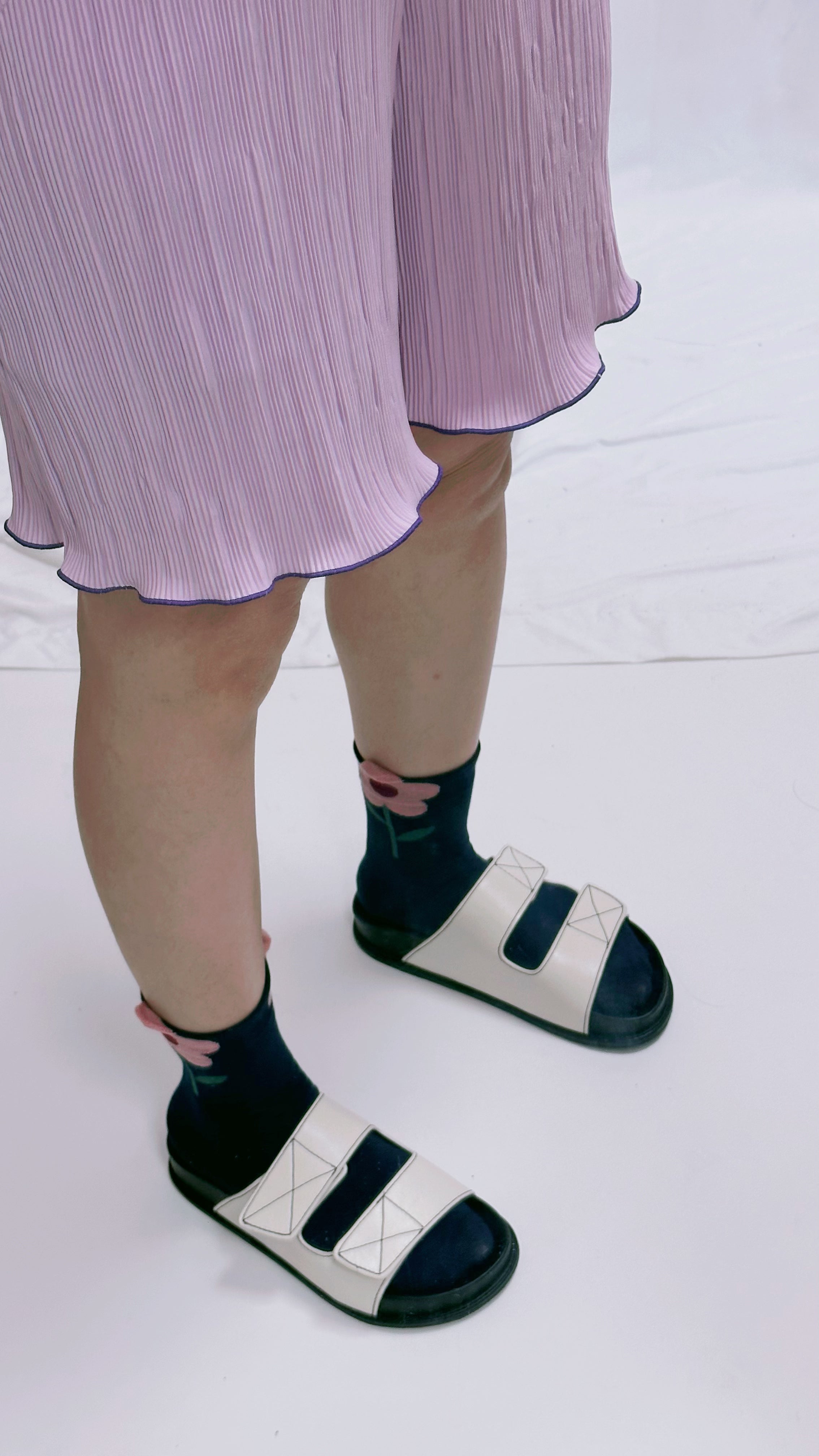 壓褶撞色邊短褲/淺紫