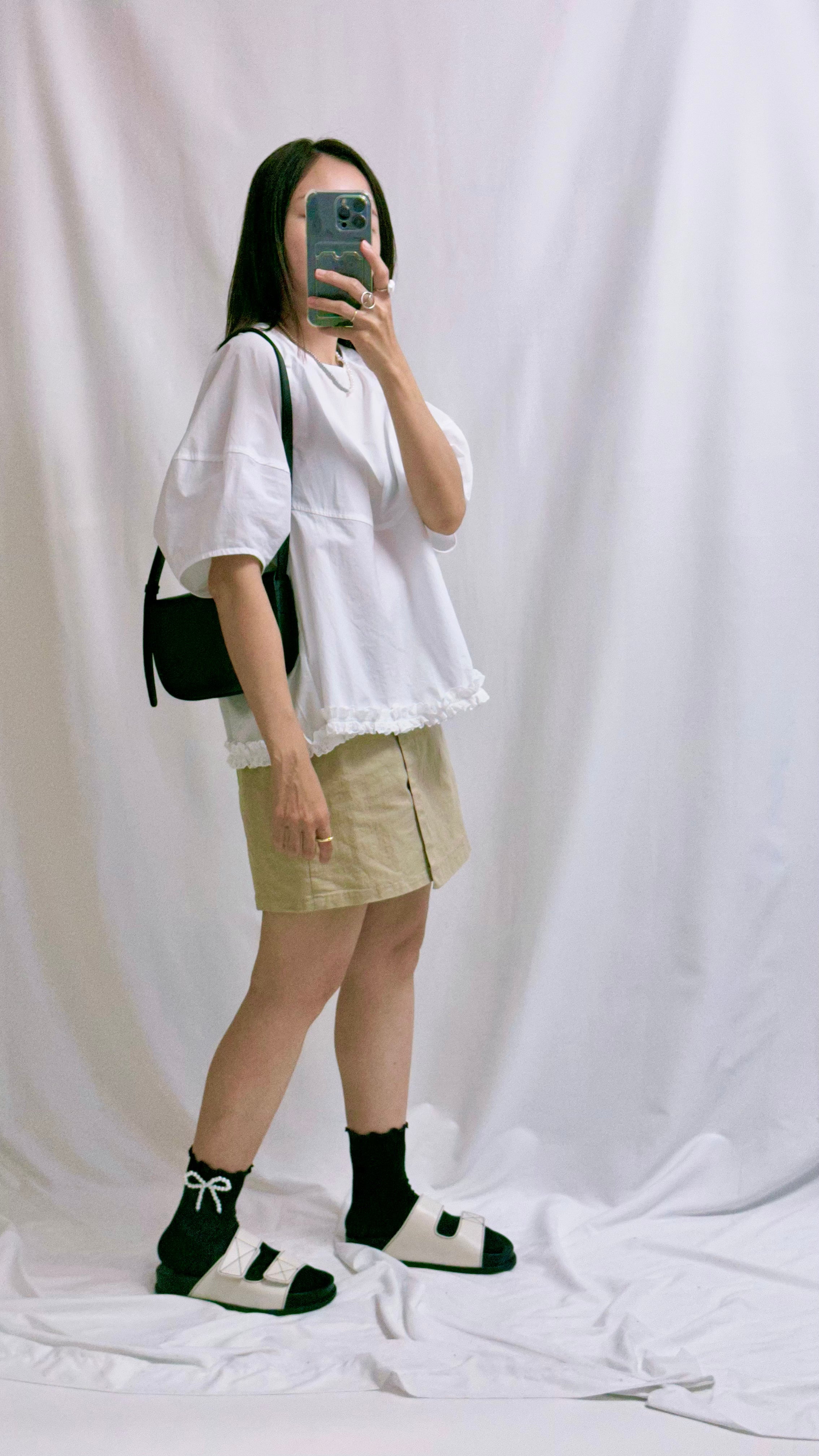 黑蝴蝶寬身恤衫Blouse/白