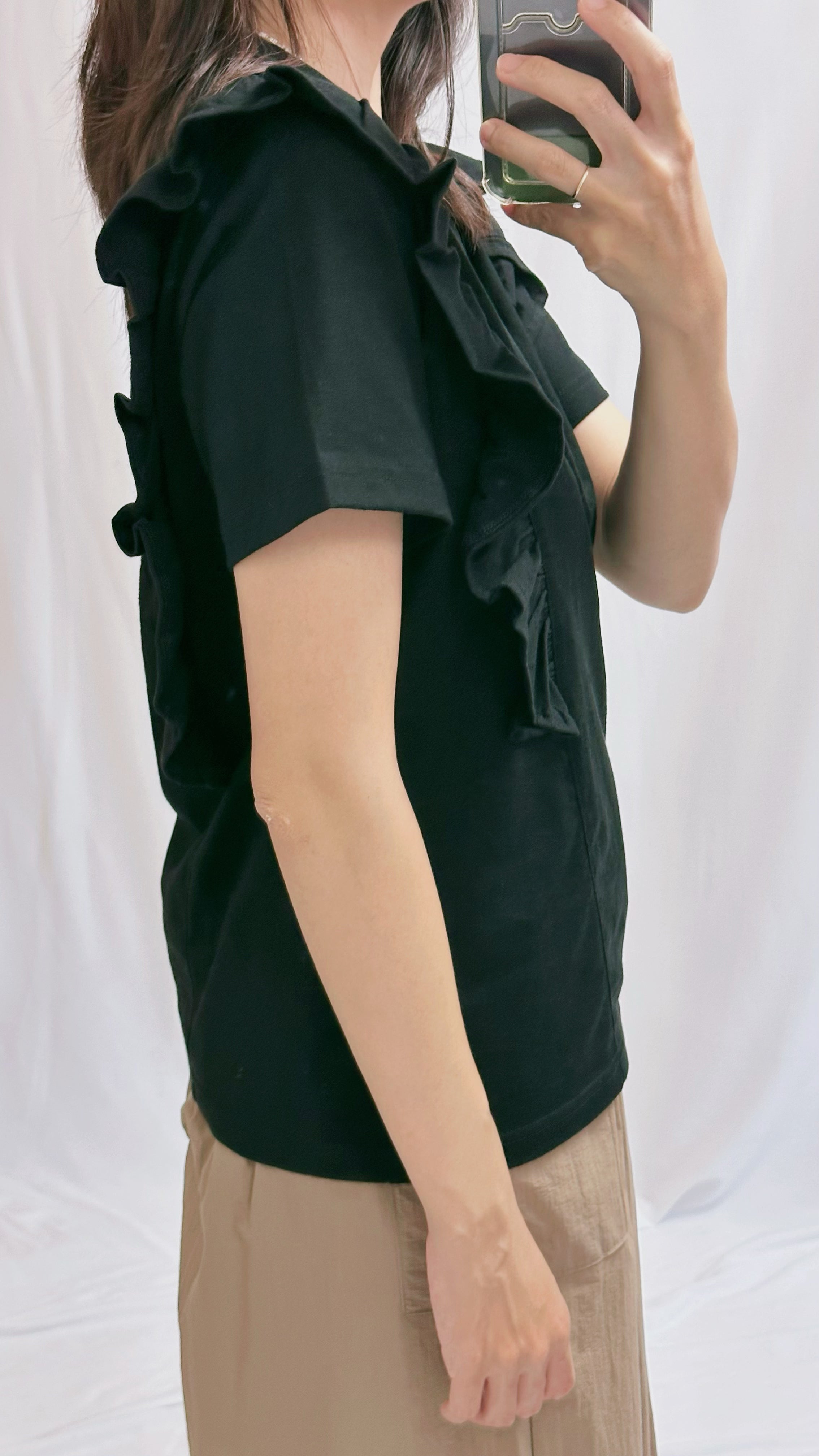 兩邊Ruffle T-shirt/黑
