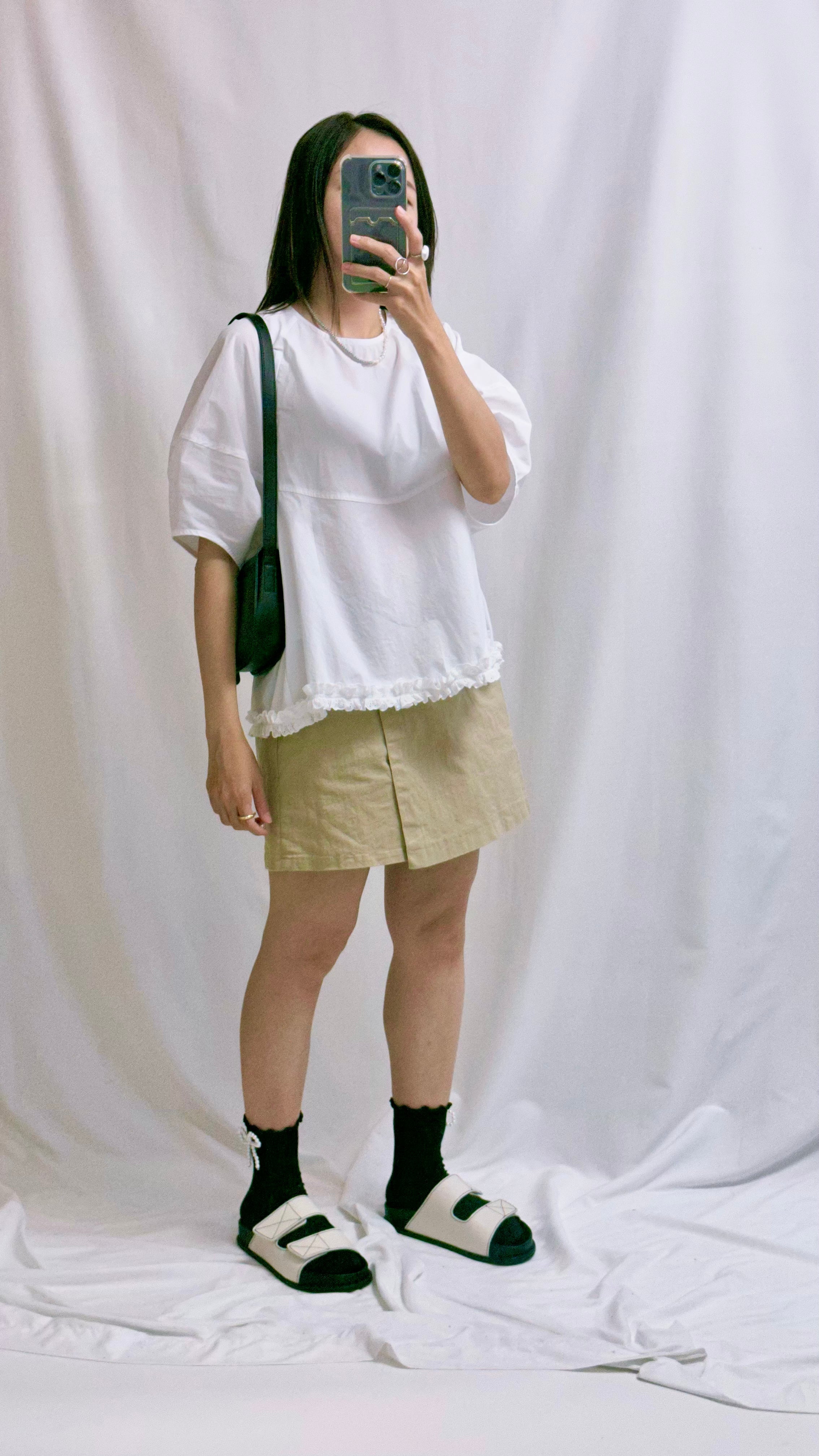 黑蝴蝶寬身恤衫Blouse/白
