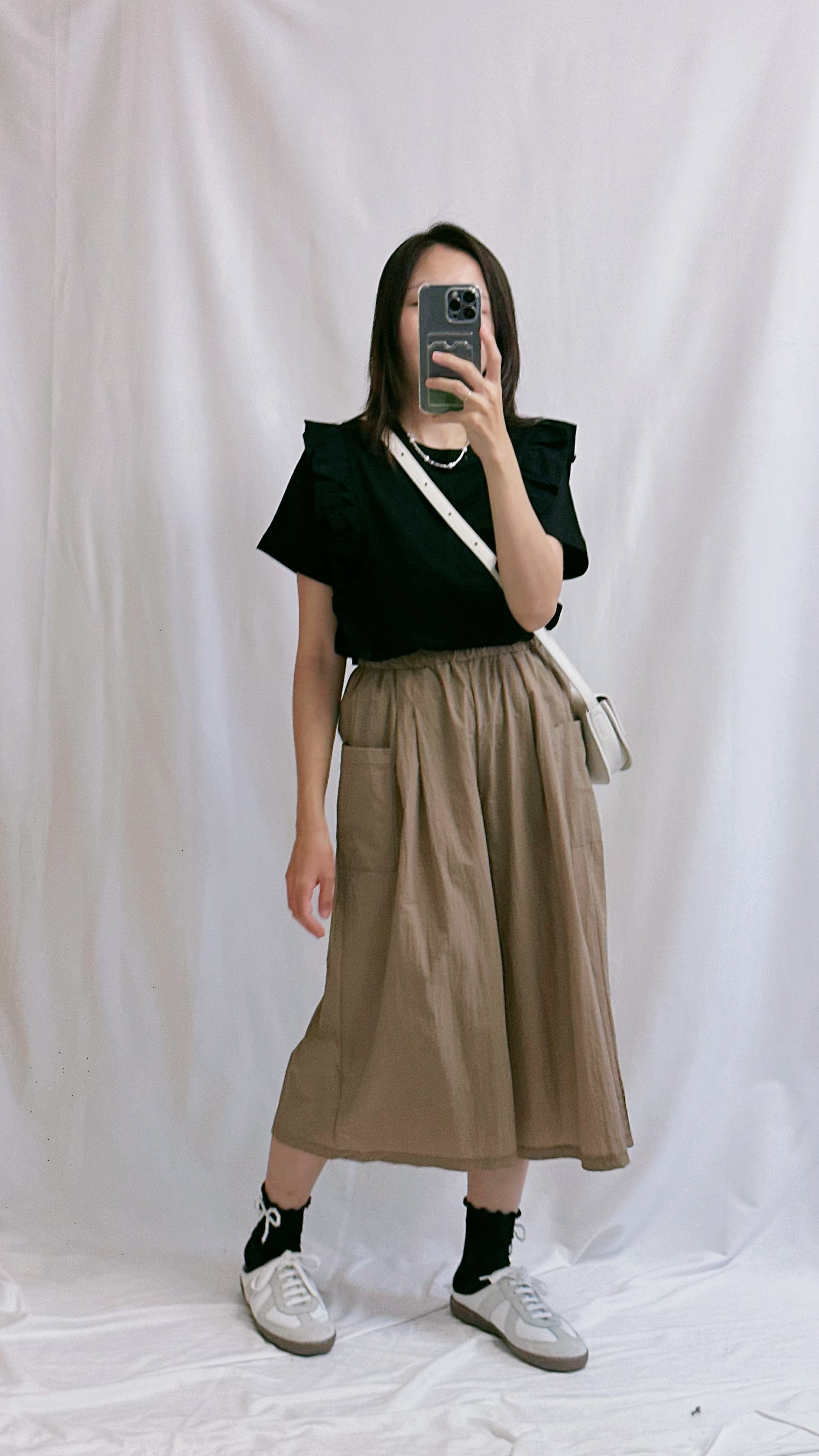 兩邊Ruffle T-shirt/黑