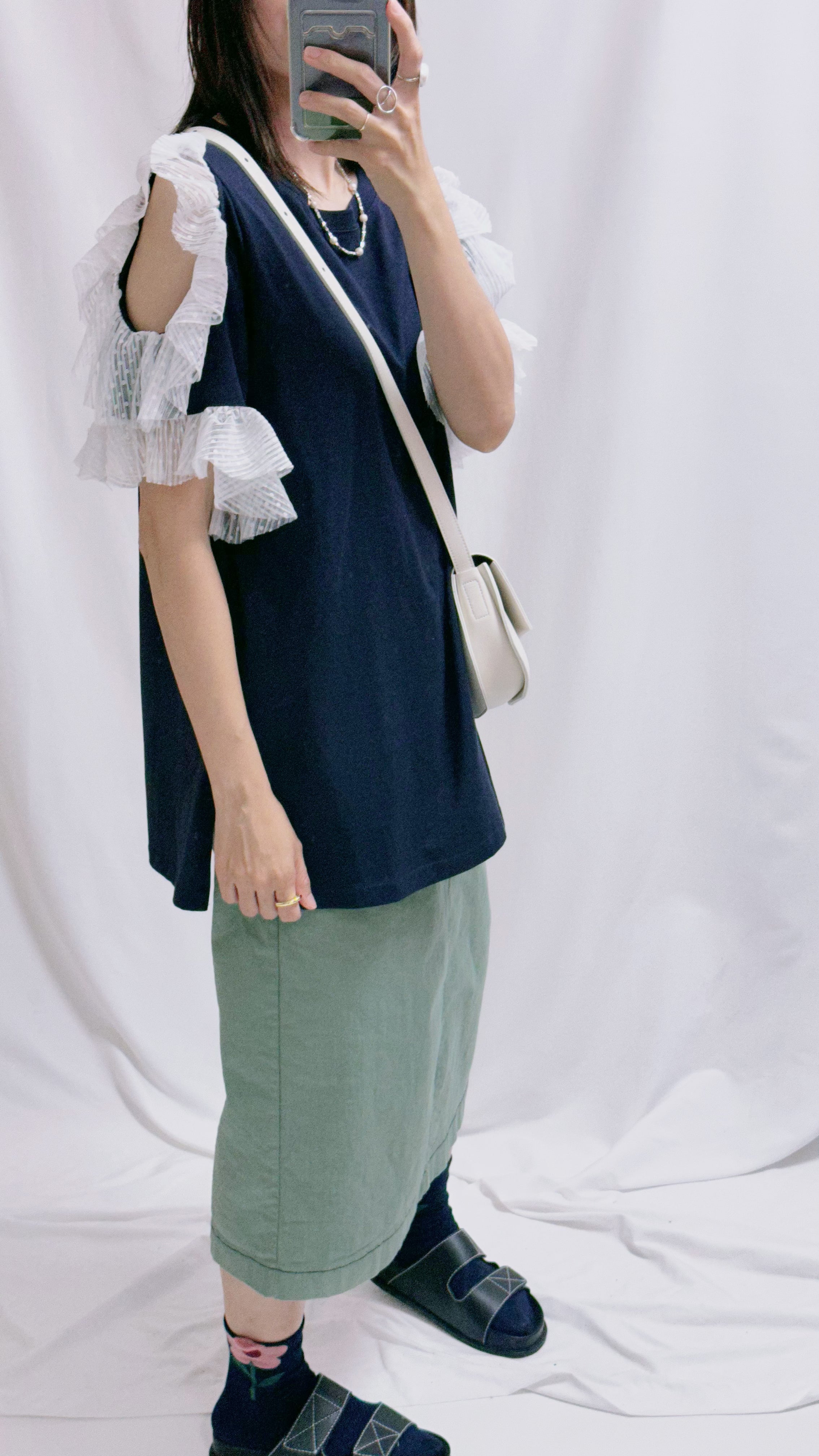 點點網布袖挑空T-shirt/深藍