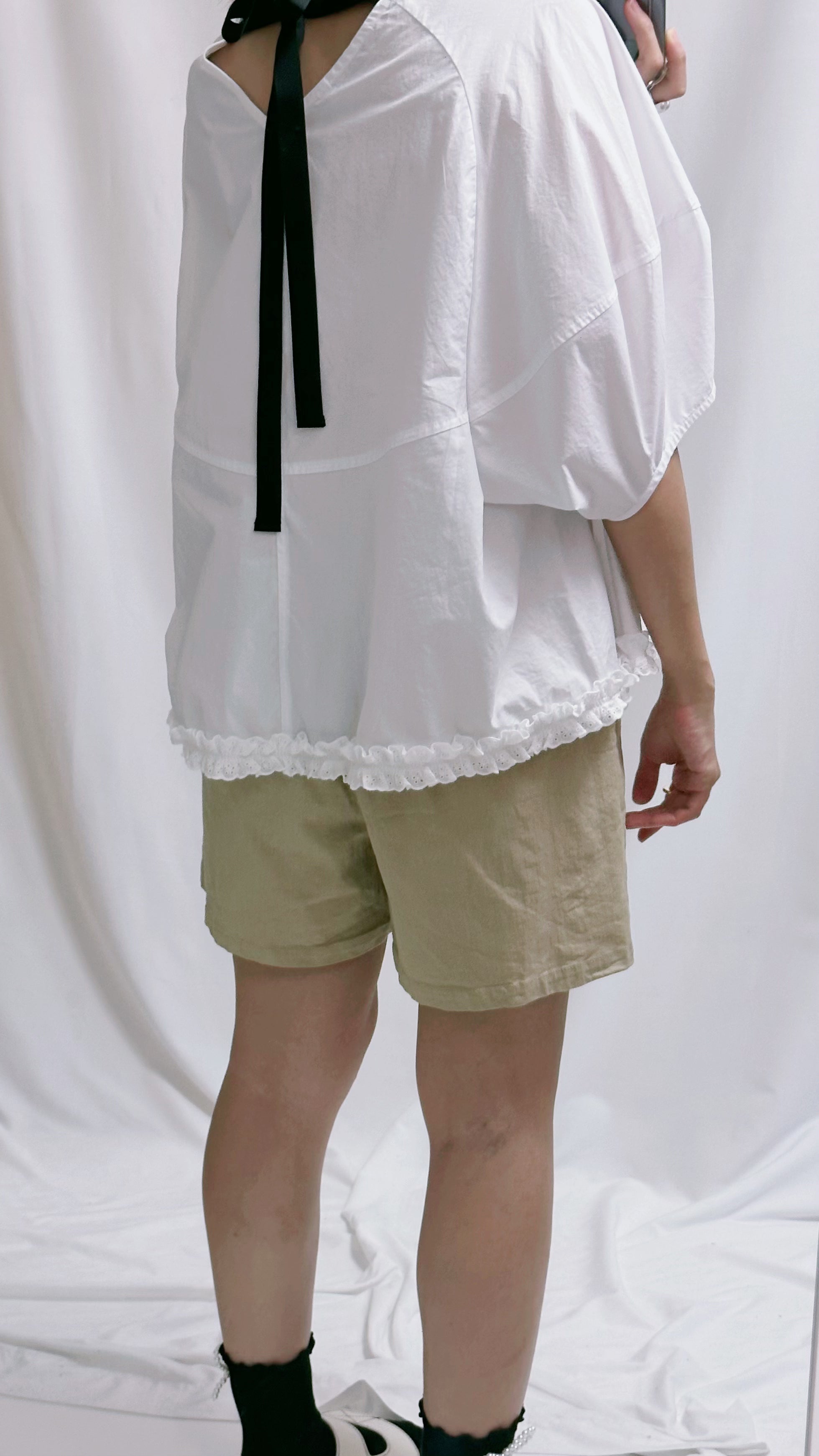 黑蝴蝶寬身恤衫Blouse/白