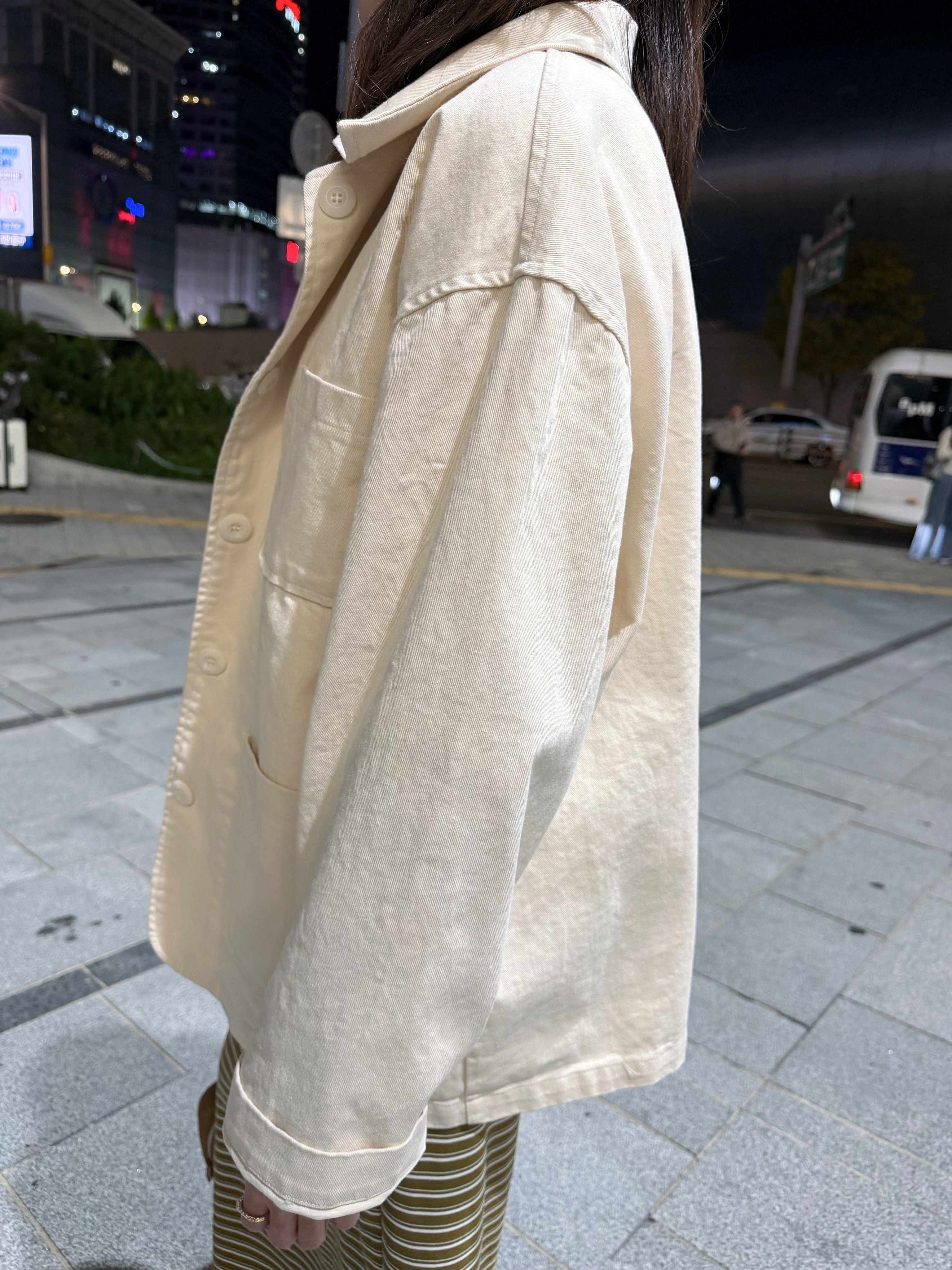 三袋牛仔外套/米白