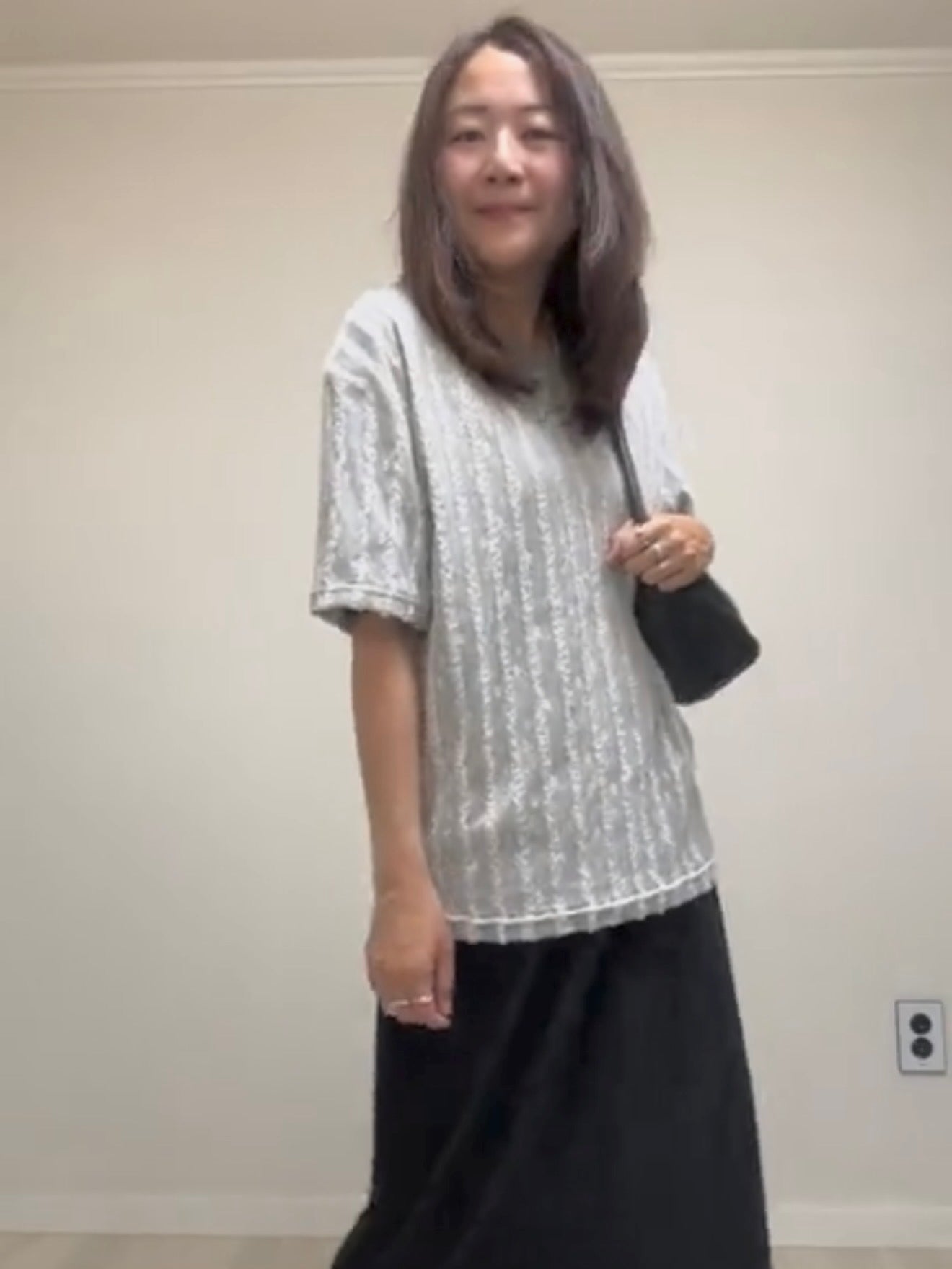 直條幼喱士T-shirt/灰