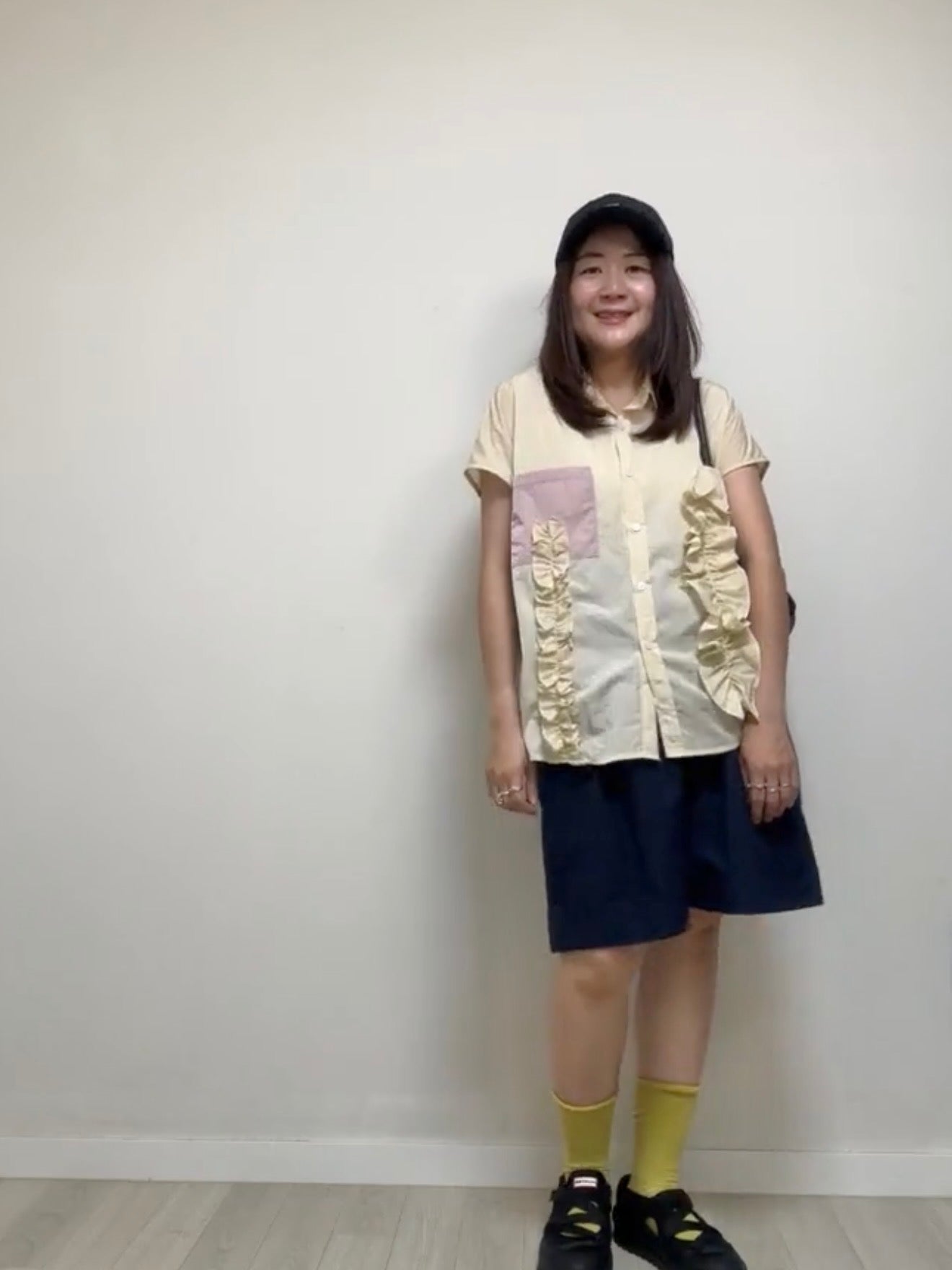 撞色口袋Ruffle恤衫/淺黃