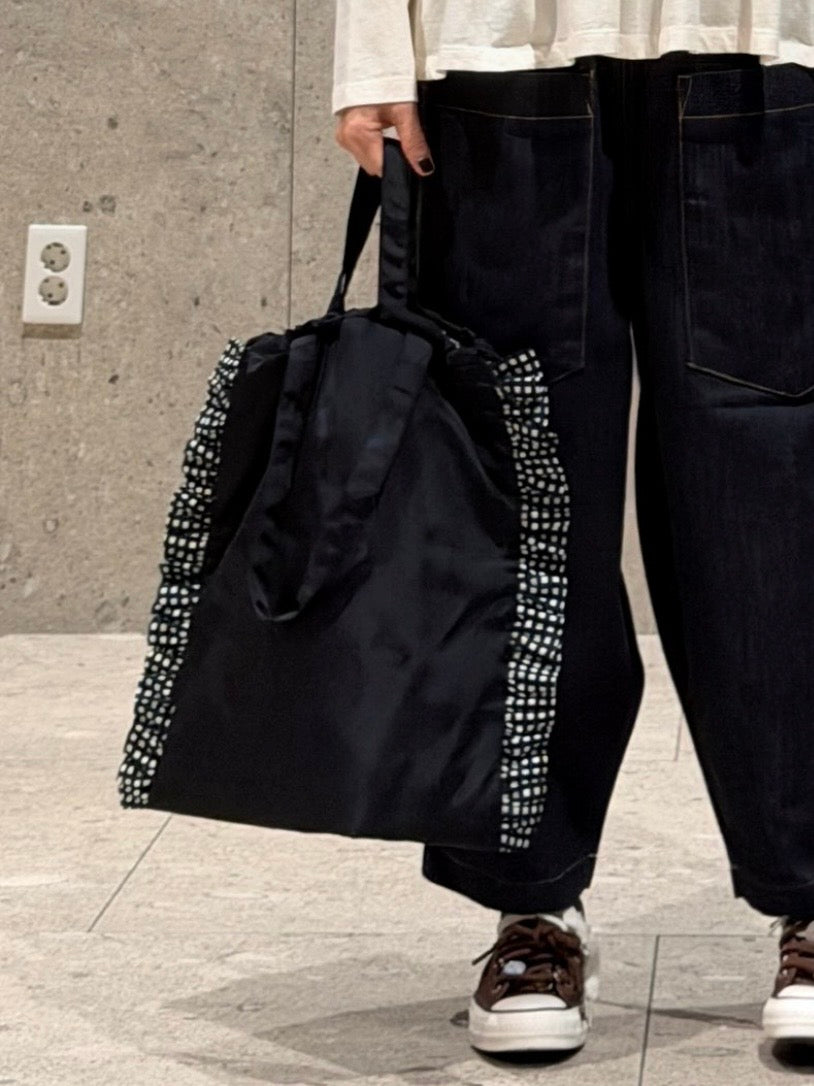 大Ruffle Tote Bag/黑