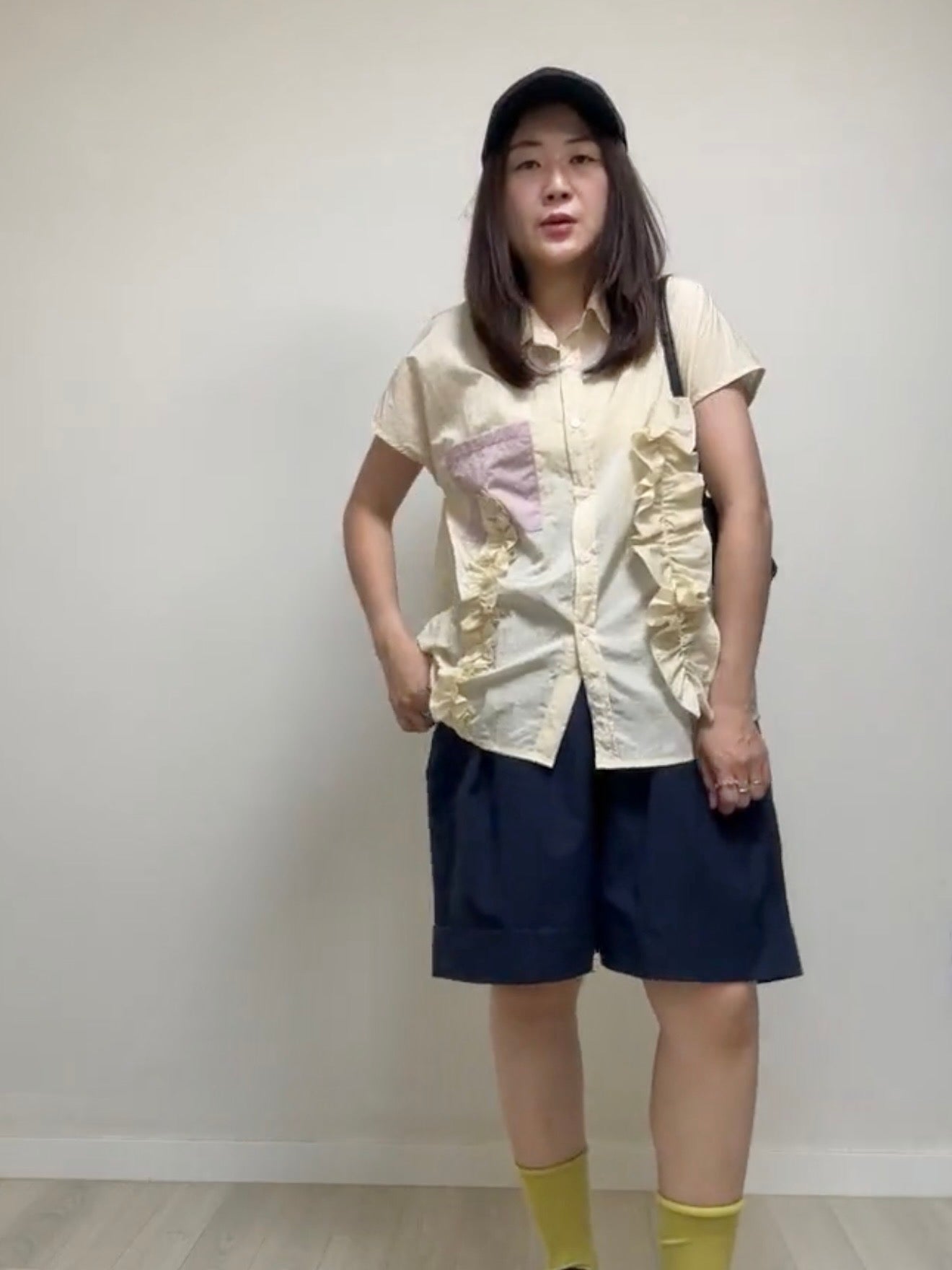 撞色口袋Ruffle恤衫/淺黃