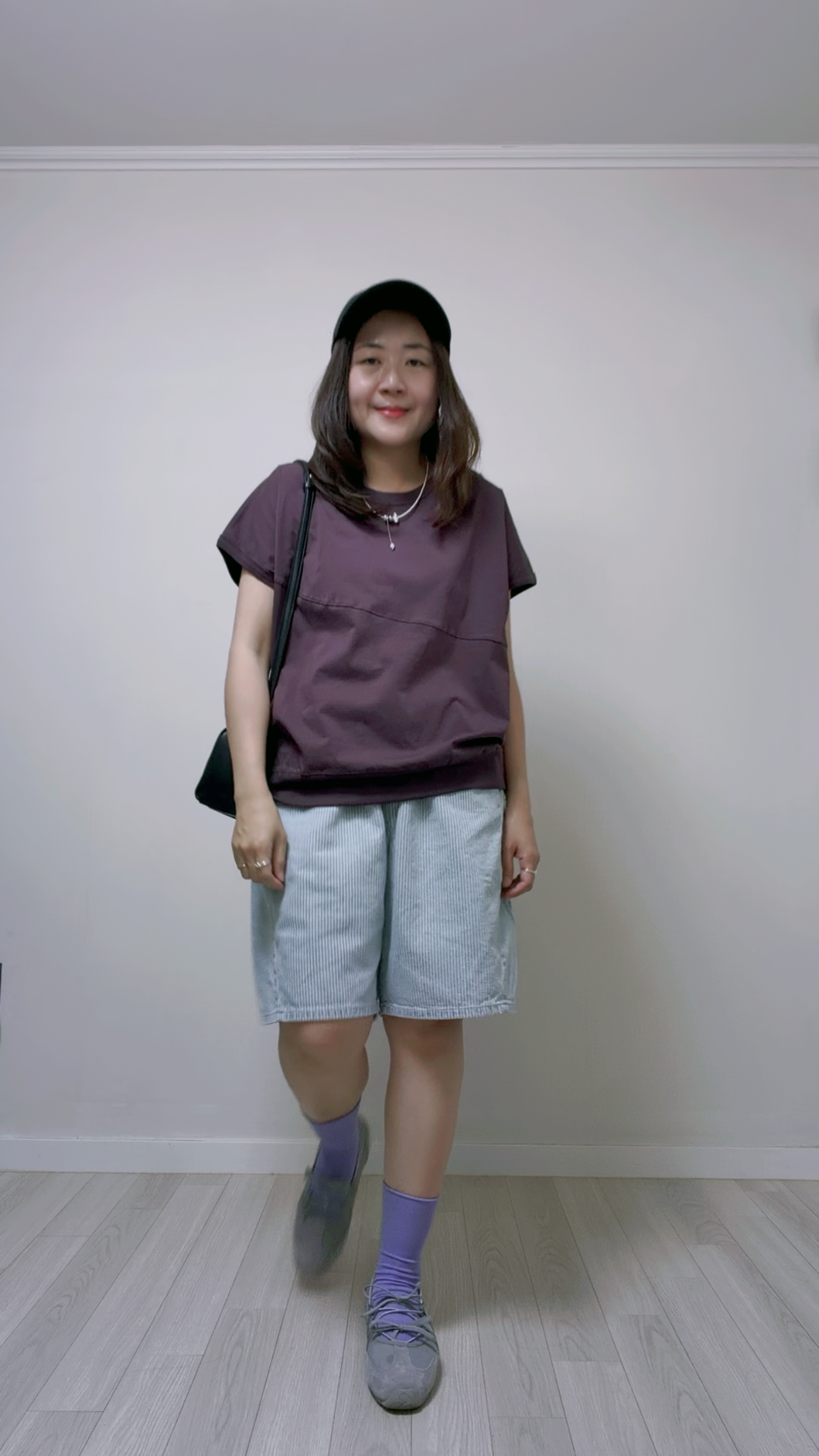 斜駁線T-shirt/暗紫