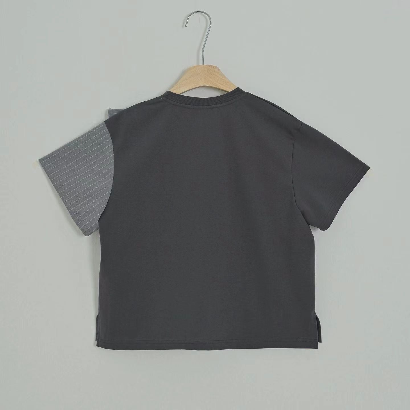 條子布料併布T-shirt/灰