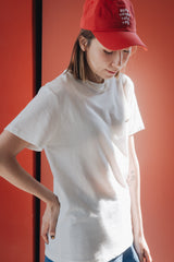 小金牌裝飾Tee/白