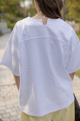 後領小V T-shirt/白