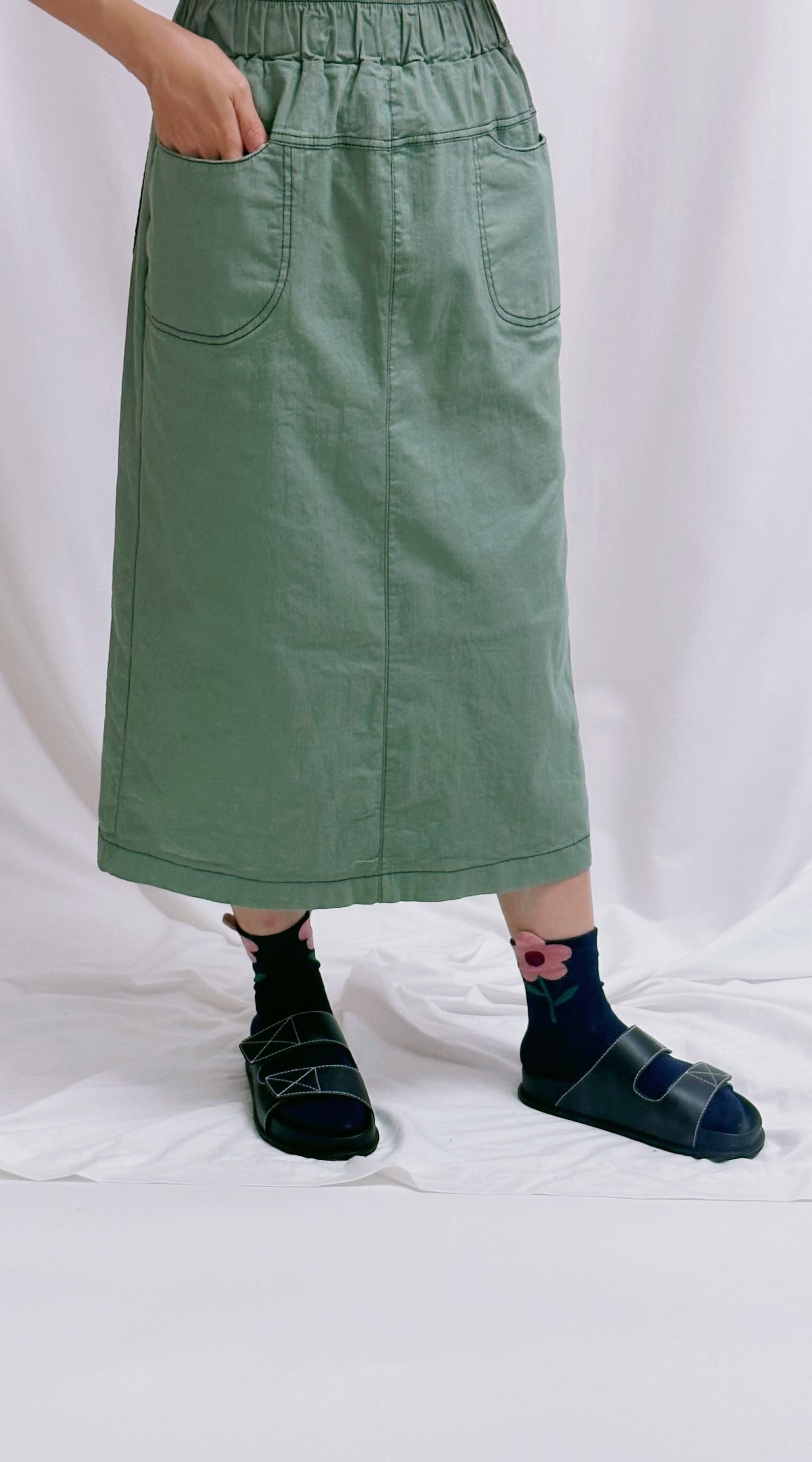 撞色線圓袋直身裙/軍綠
