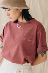(預購)繡字Relax T-Shirt/暗紅